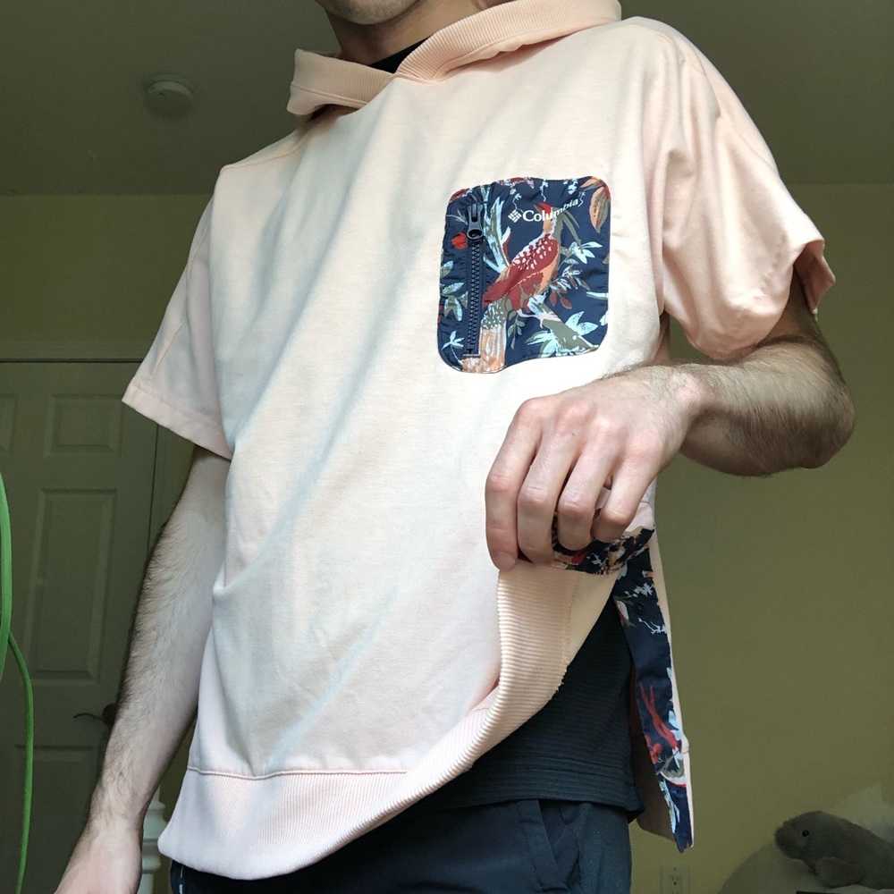 Columbia short sleeve pink hoodie